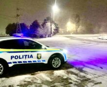 Precipitații sub formă de ploaie și ninsoare în R. Moldova. Poliția, apel către șoferi 