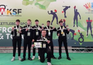 Sportivii moldoveni revin acasă cu 25 de medalii de la Campionatul European de Kettlebell (FOTO)