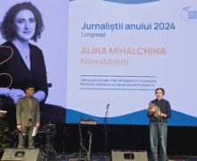 VIDEO/FOTO În Moldova au fost decernate premiile celor mai buni jurnaliști. NewsMaker a primit „Mărul de Aur” pentru un longread