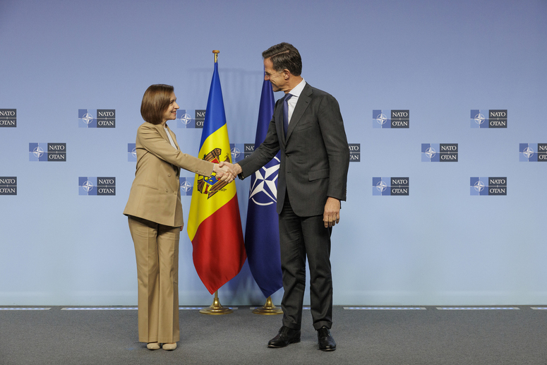 Maia Sandu și Mark Rutte, întrevedere la Bruxelles: „NATO va continua să sprijine reziliența Moldovei” (FOTO)