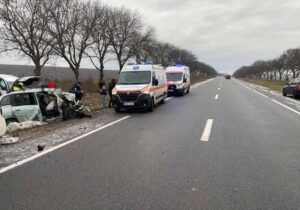 Авария в Единецком районе. Погибли полицейский и его жена