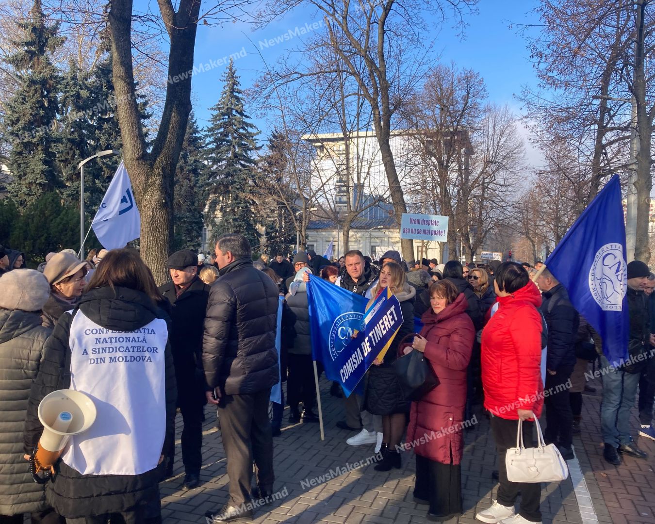 LIVE Trei proteste simultane la Parlament. Reporterul NewsMaker discută cu manifestanții