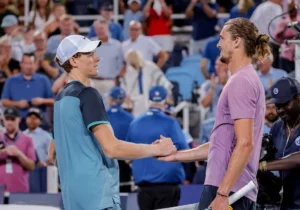 Australian Open 2025: Jannik Sinner și Alexander Zverev vor juca în marea finală