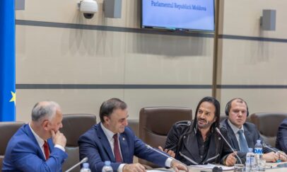 599942214_33917175431215037_6777220235986402723_n