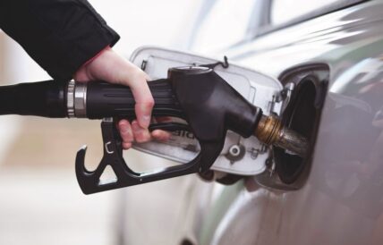 benzin-toplivo-zapravka-3