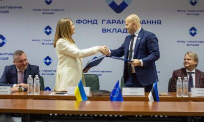 Текст абзаца (8)