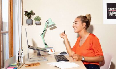 vacancy-sidebanner-image.13fb7376