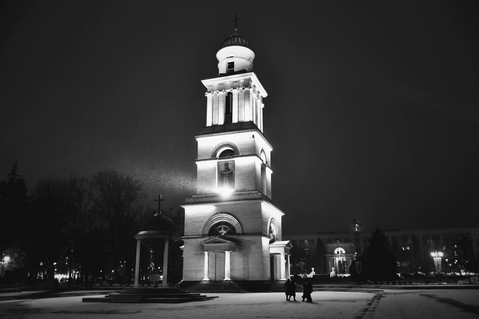 Почему человеку становится плохо в церкви